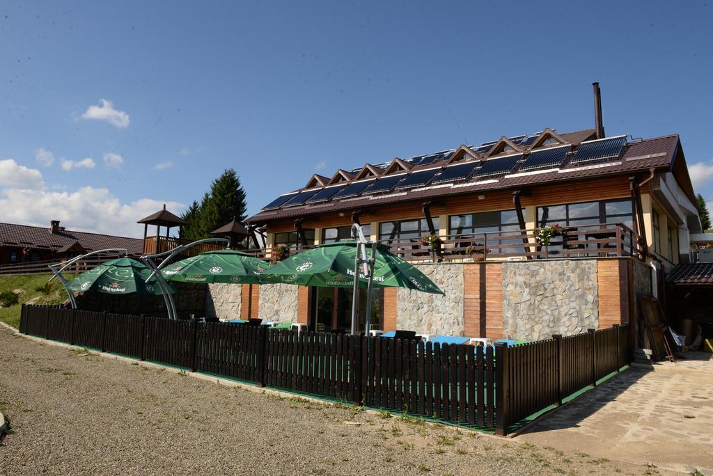 Pensiunea La Bella Vista Poiana Negrii Exteriér fotografie